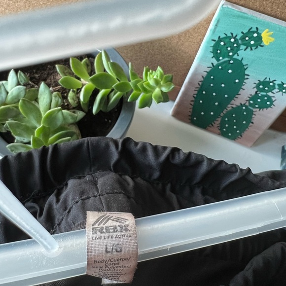 Women’s running shorts.. - Picture 4 of 4